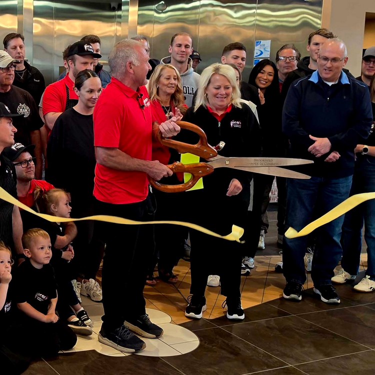 Waukesha Staple Returns: Oscars Frozen Custard Reopens 18 Months After Devastating Fire